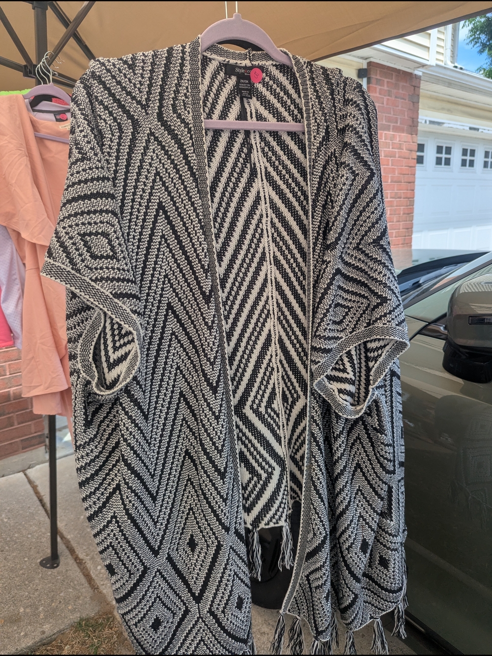 Black and White Geometric Knit Fringe Cardigan